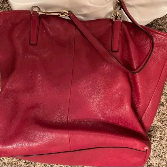 Red Vintage Coach Bag - Picture 5 of 5
